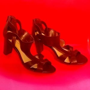 Reitmans size 9 Heels